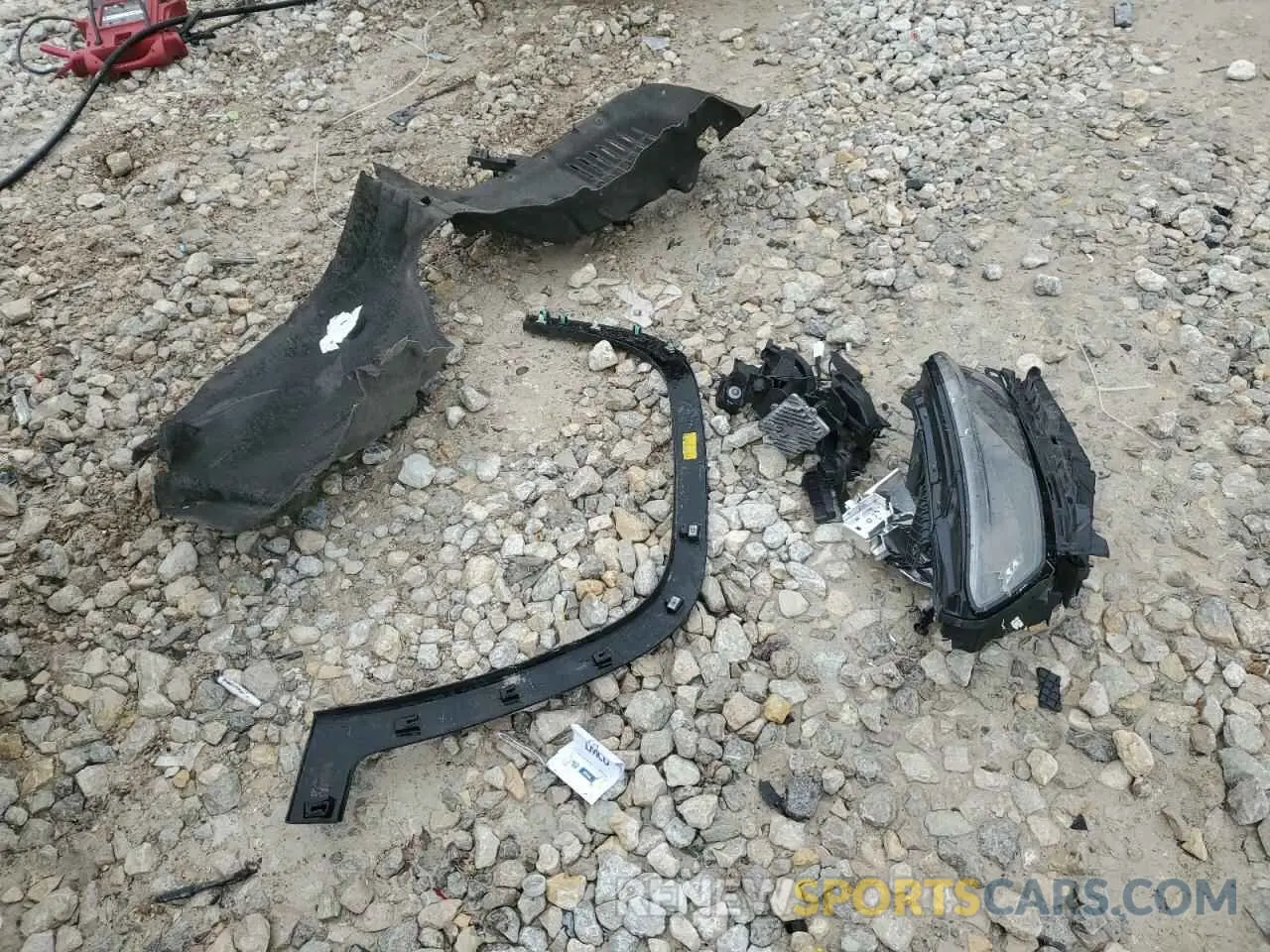 13 Photograph of a damaged car 1C4RJKBG1M8163290 JEEP GRAND CHER 2021