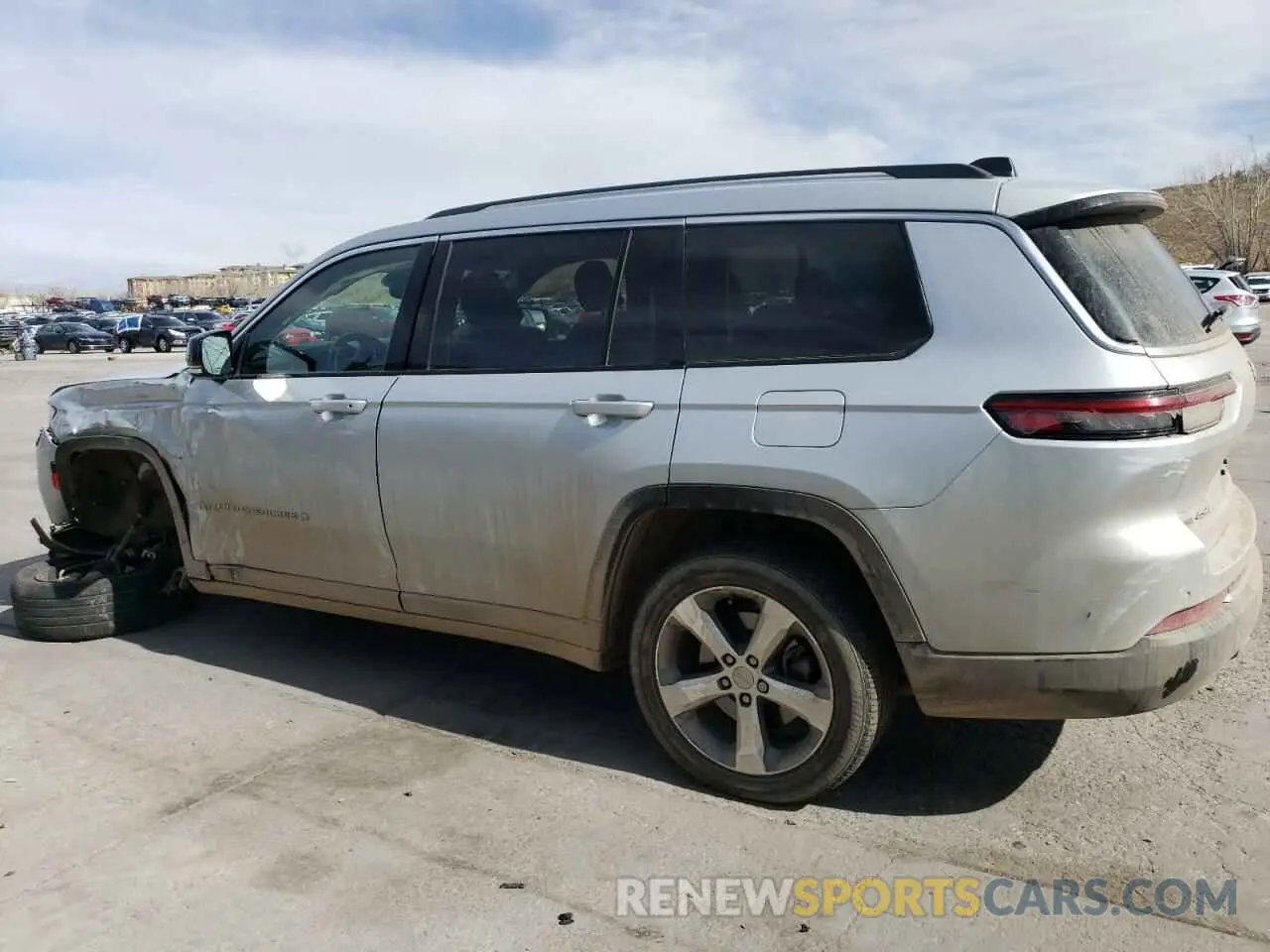 2 Photograph of a damaged car 1C4RJKBG2M8163704 JEEP GRAND CHER 2021