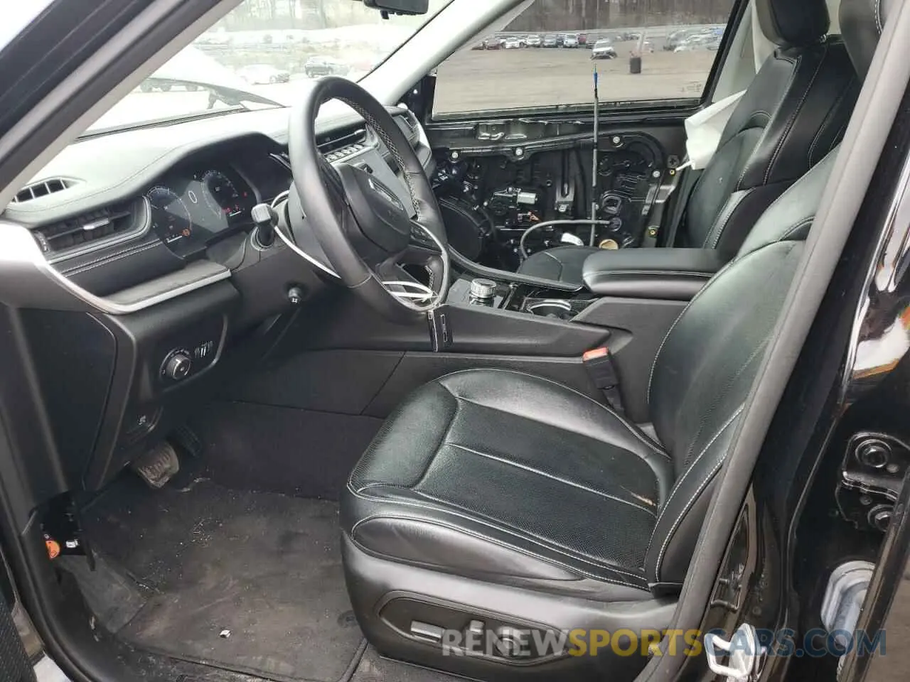7 Photograph of a damaged car 1C4RJKBG3M8117122 JEEP GRAND CHER 2021