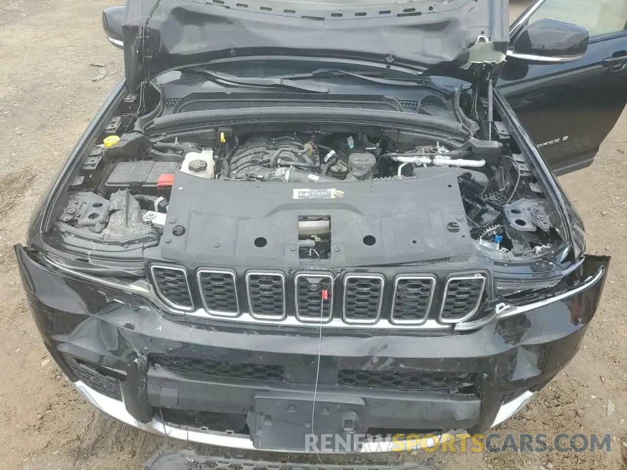 13 Photograph of a damaged car 1C4RJKBG4M8107344 JEEP GRAND CHER 2021