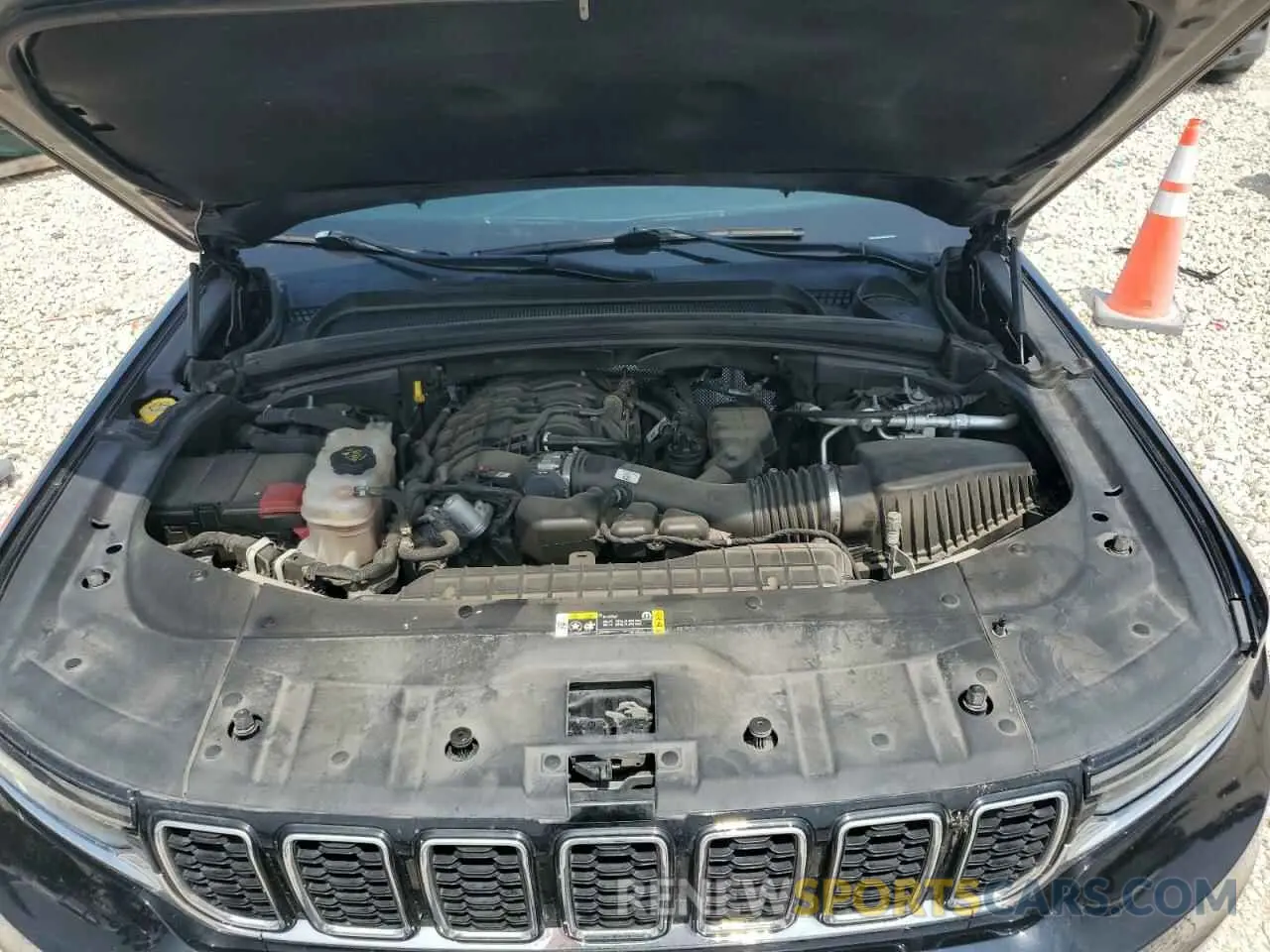 12 Photograph of a damaged car 1C4RJKBG4M8107358 JEEP GRAND CHER 2021