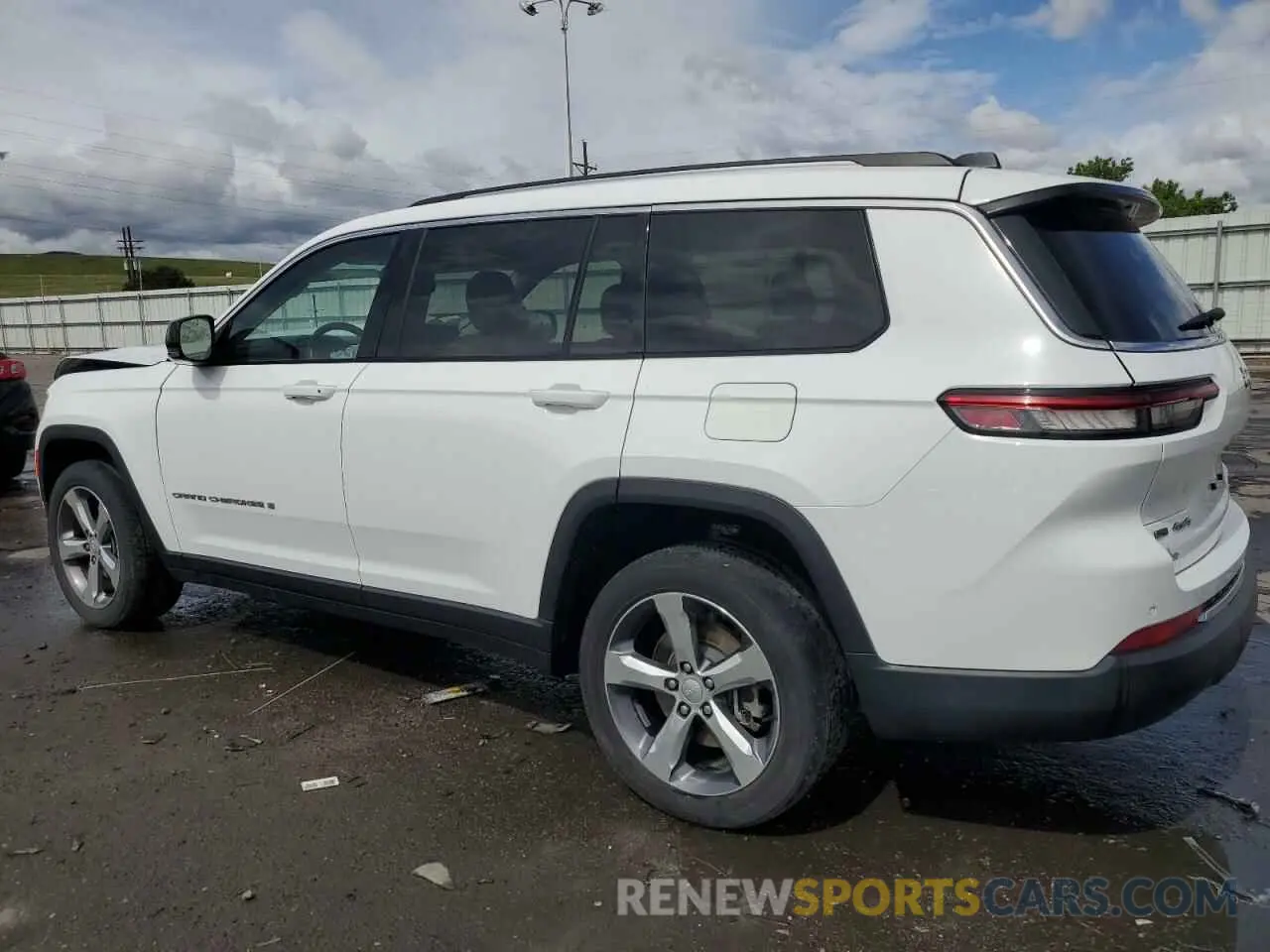 2 Photograph of a damaged car 1C4RJKBG4M8128310 JEEP GRAND CHER 2021