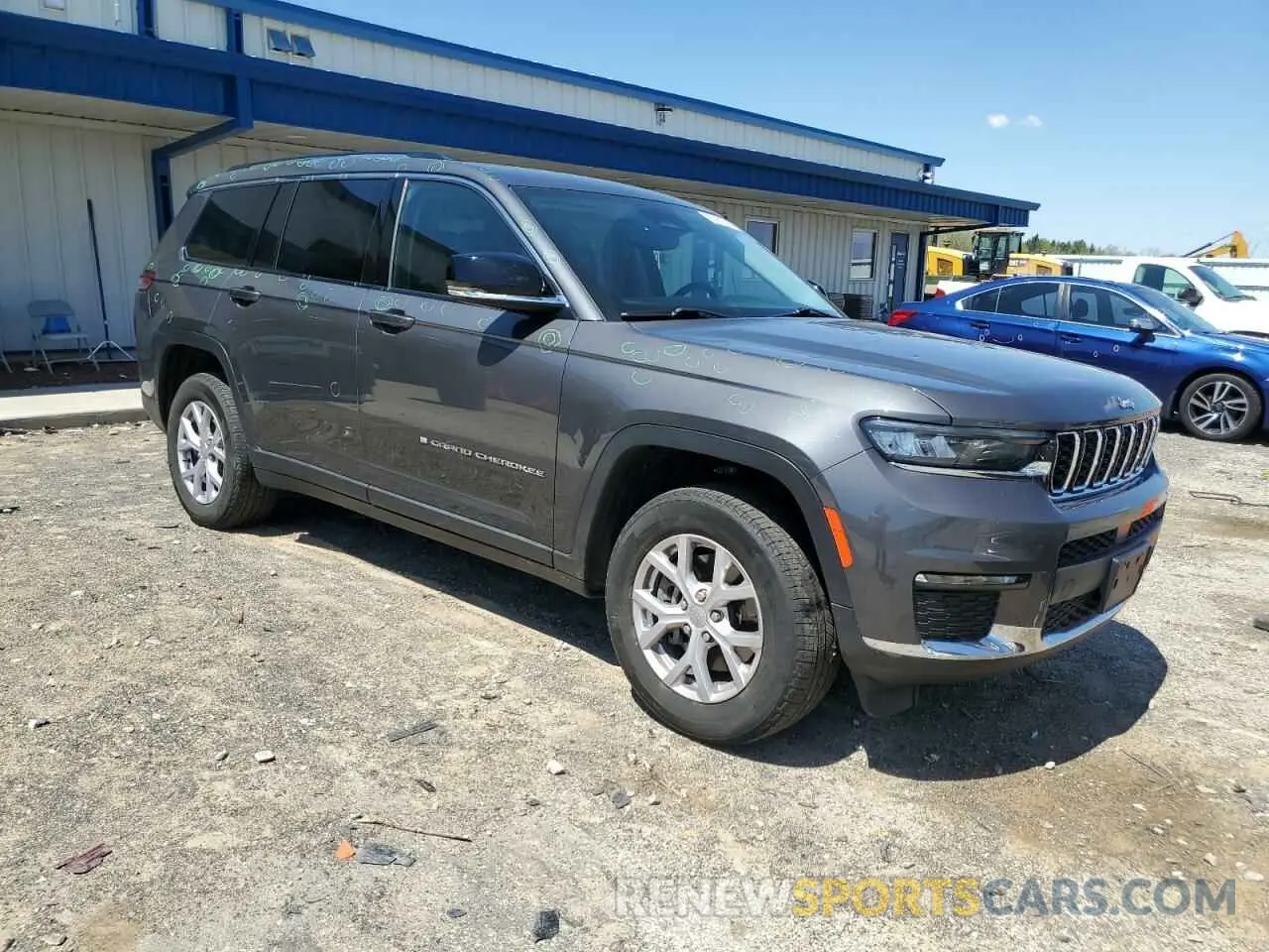 4 Photograph of a damaged car 1C4RJKBG5M8138506 JEEP GRAND CHER 2021