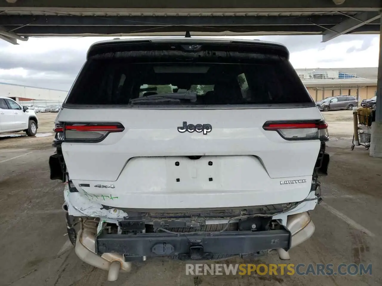 6 Photograph of a damaged car 1C4RJKBG6M8104428 JEEP GRAND CHER 2021