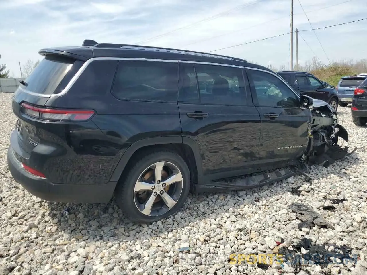 3 Photograph of a damaged car 1C4RJKBG6M8163320 JEEP GRAND CHER 2021
