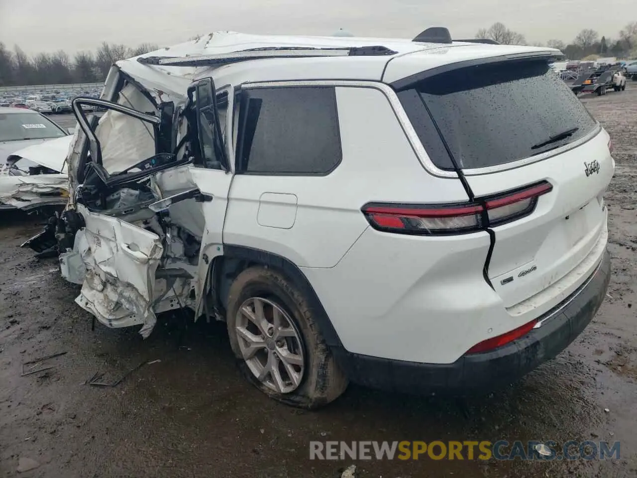 2 Photograph of a damaged car 1C4RJKBG7M8147854 JEEP GRAND CHER 2021