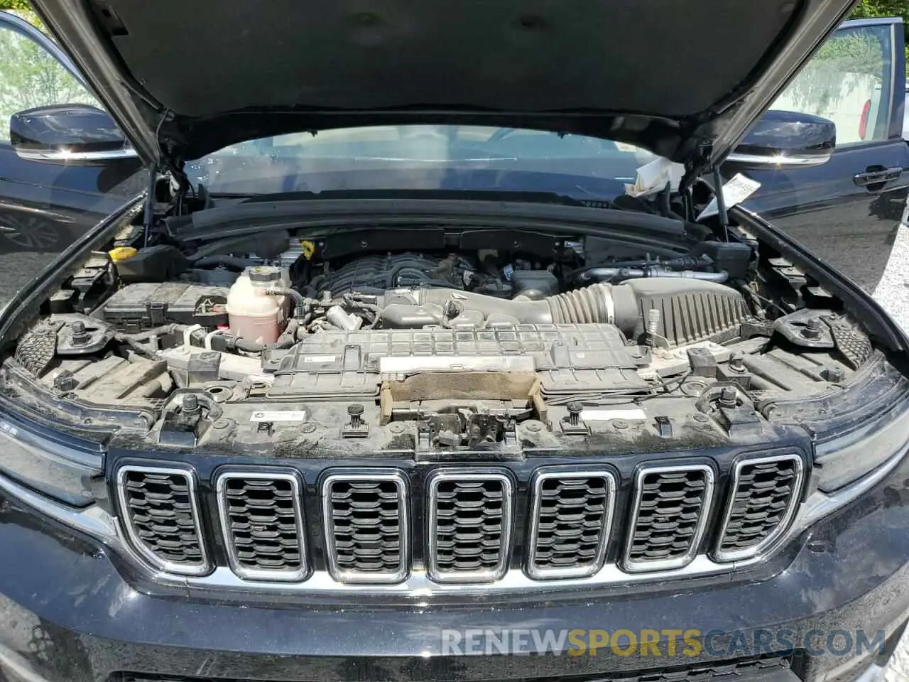12 Photograph of a damaged car 1C4RJKBG8M8166218 JEEP GRAND CHER 2021