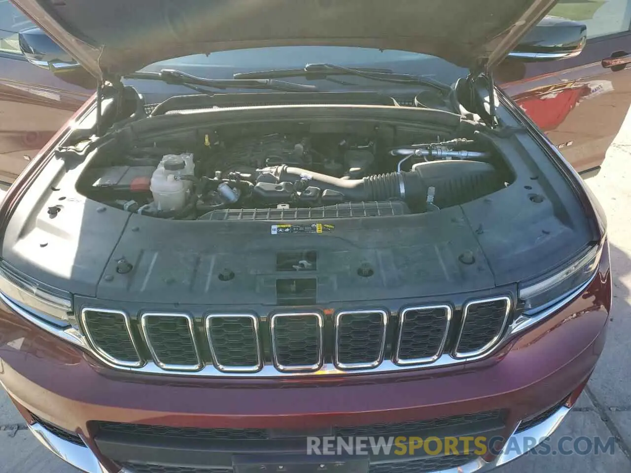 13 Photograph of a damaged car 1C4RJKBG9M8174778 JEEP GRAND CHER 2021