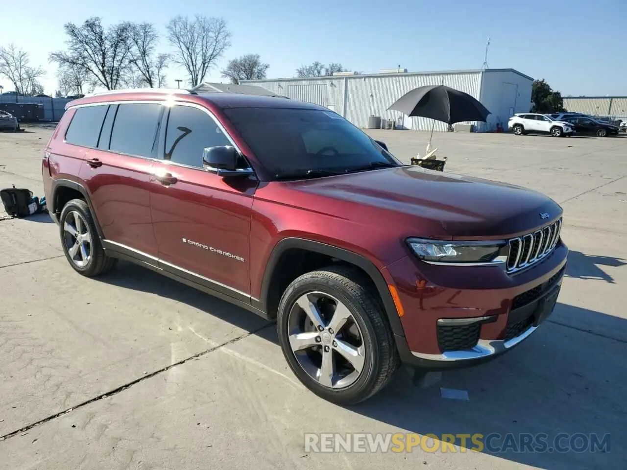 4 Photograph of a damaged car 1C4RJKBG9M8174778 JEEP GRAND CHER 2021
