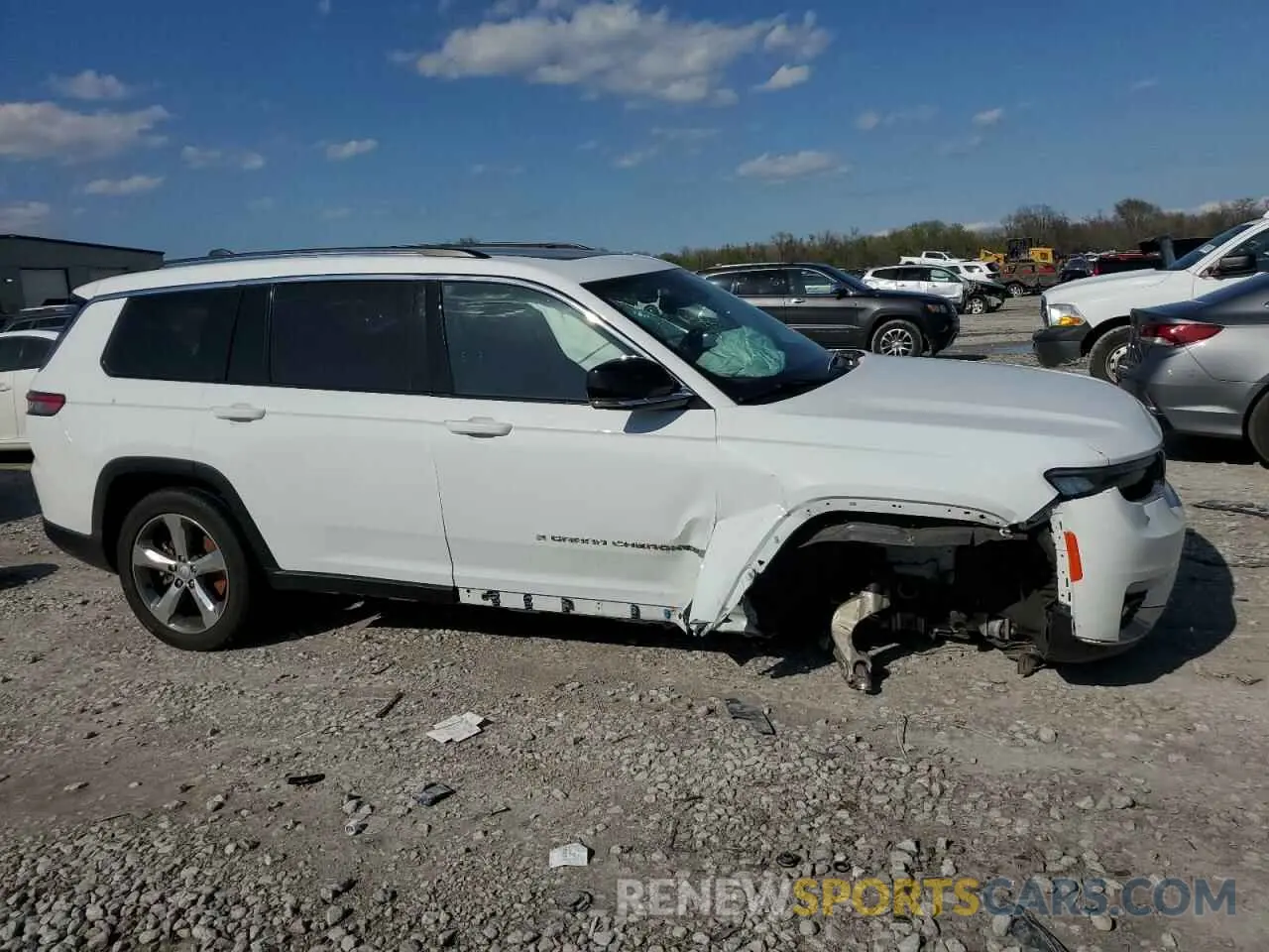 4 Photograph of a damaged car 1C4RJKBG9M8202224 JEEP GRAND CHER 2021
