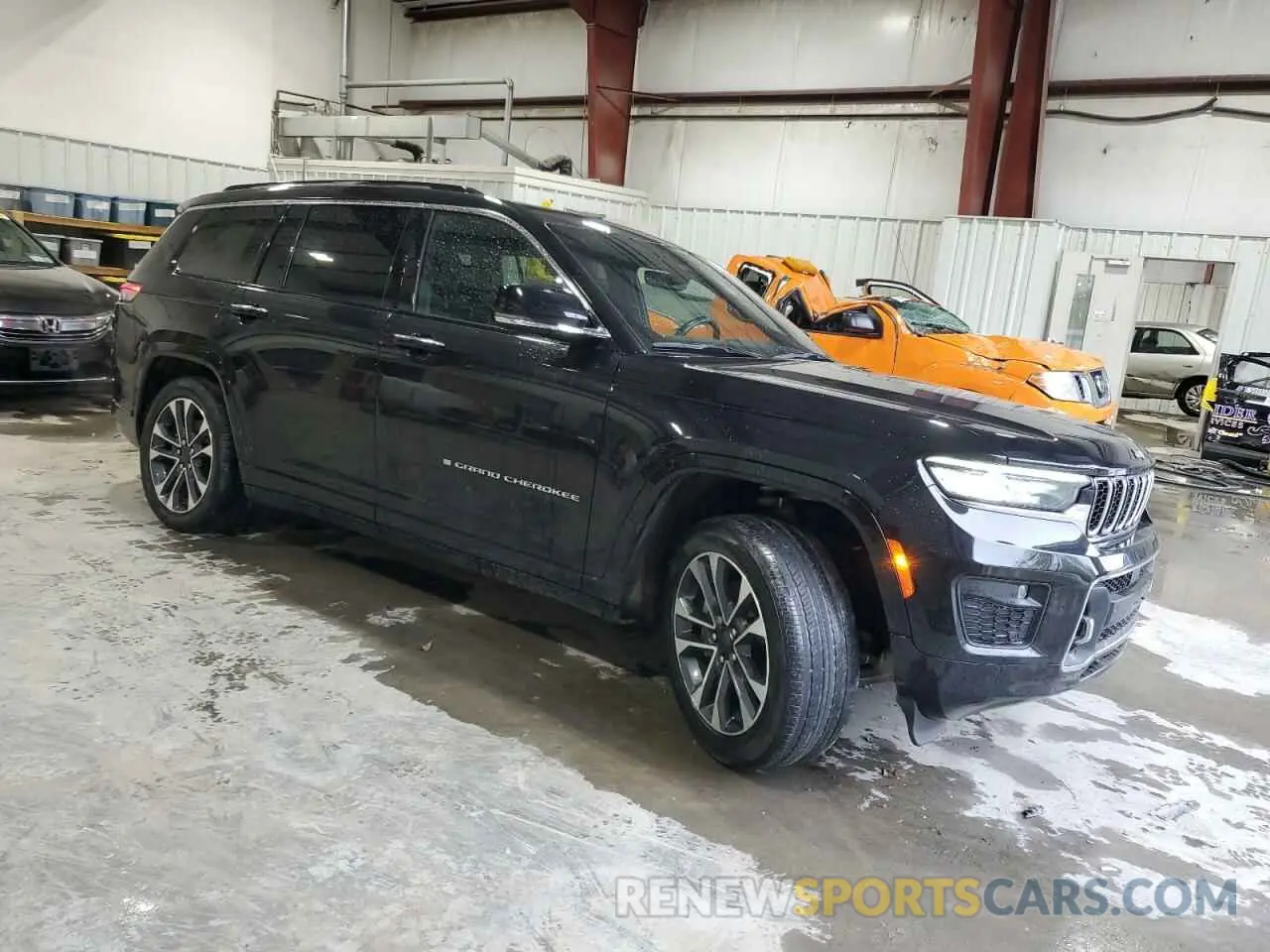 4 Photograph of a damaged car 1C4RJKDG0M8120279 JEEP GRAND CHER 2021