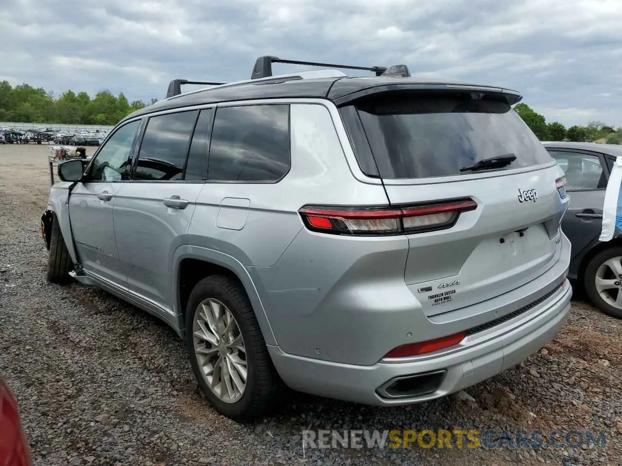 2 Photograph of a damaged car 1C4RJKEG0M8120667 JEEP GRAND CHER 2021
