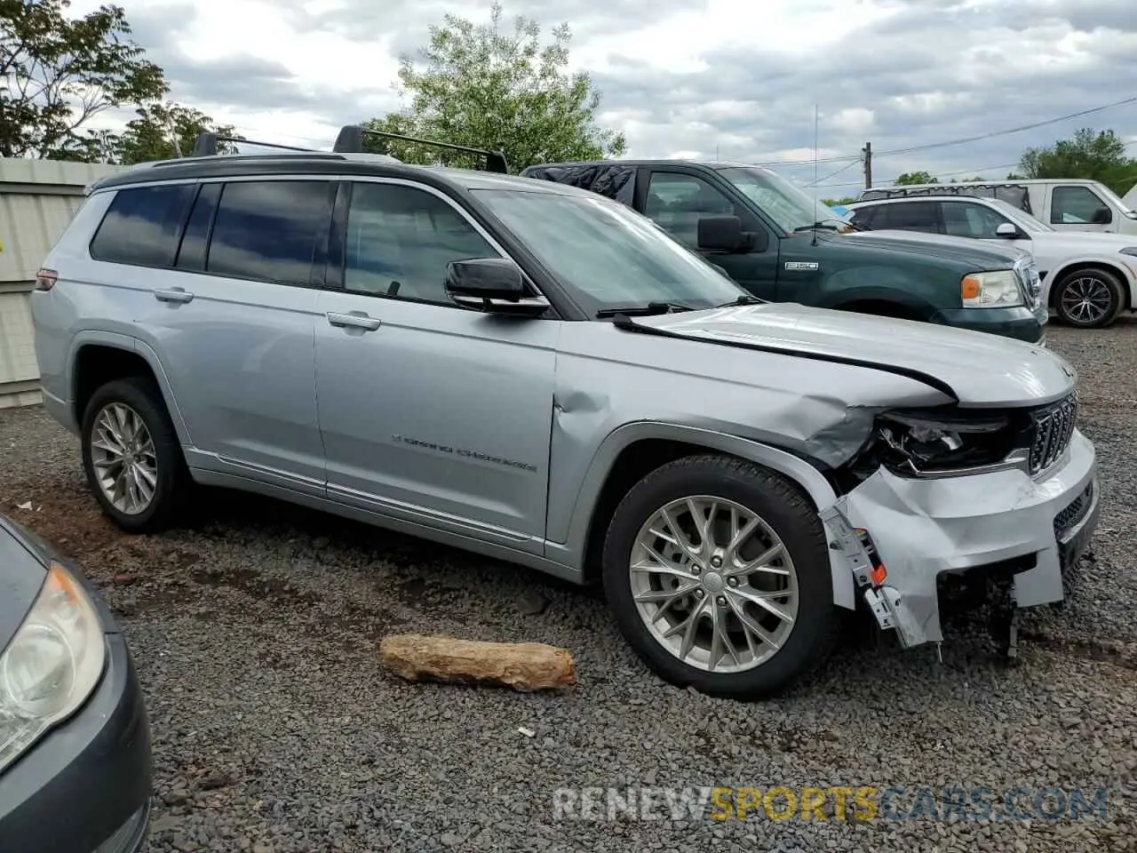 4 Photograph of a damaged car 1C4RJKEG0M8120667 JEEP GRAND CHER 2021