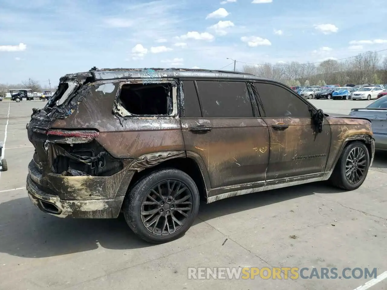 3 Photograph of a damaged car 1C4RJKET7M8184248 JEEP GRAND CHER 2021
