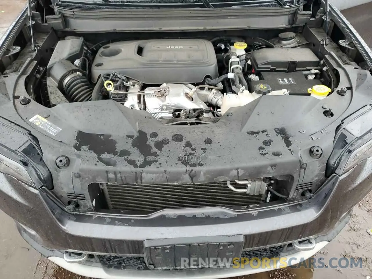 12 Photograph of a damaged car 1C4PJMDN2ND529362 JEEP GRAND CHER 2022