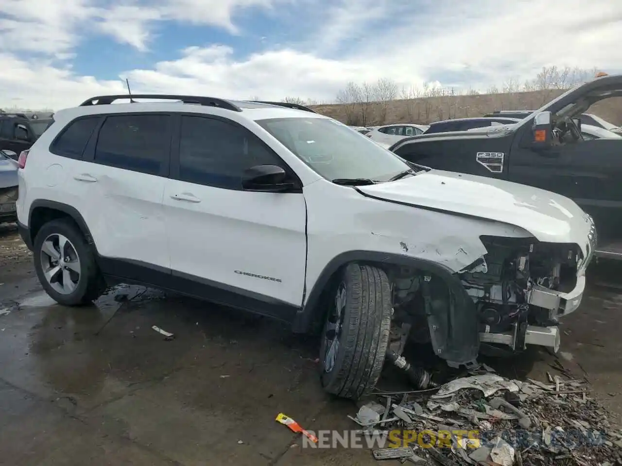 4 Photograph of a damaged car 1C4PJMDX8ND551870 JEEP GRAND CHER 2022