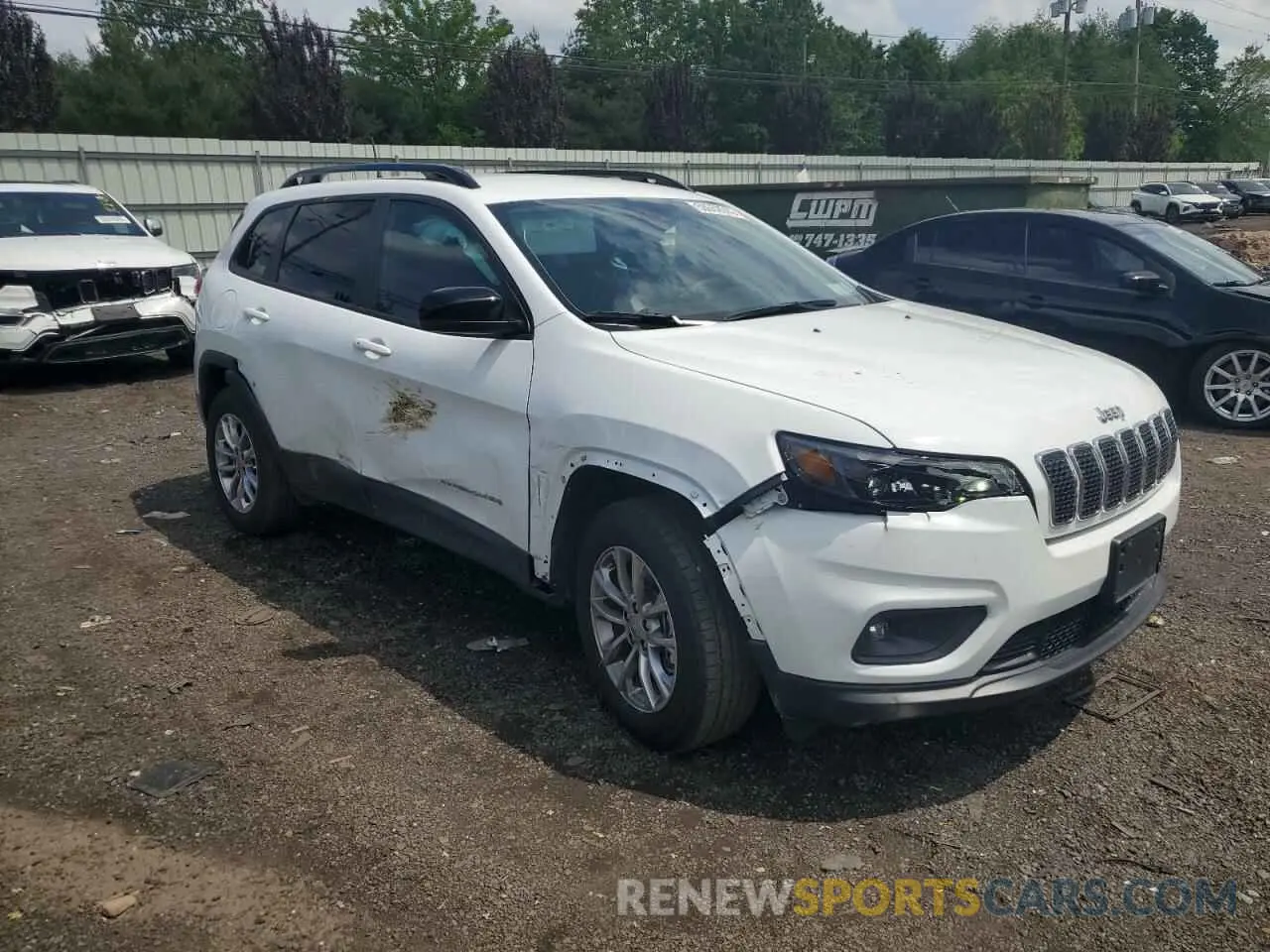 4 Photograph of a damaged car 1C4PJMMX1ND530147 JEEP GRAND CHER 2022