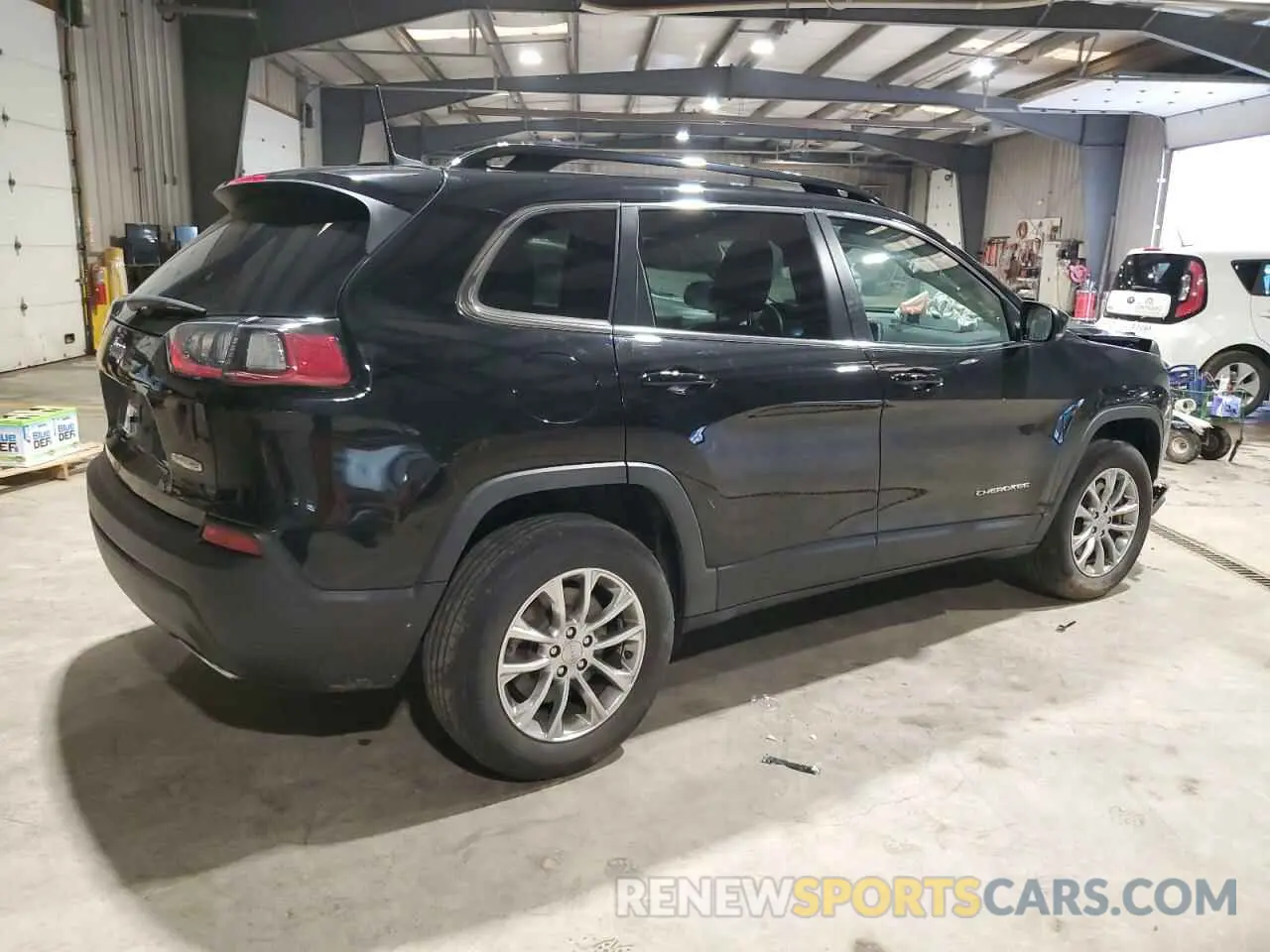 3 Photograph of a damaged car 1C4PJMMX5ND519135 JEEP GRAND CHER 2022