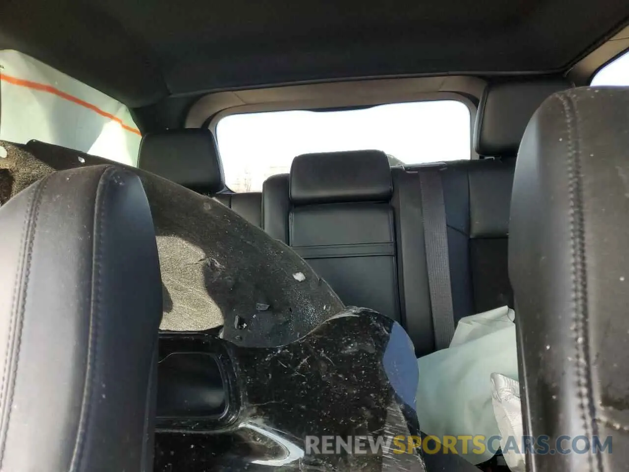 10 Photograph of a damaged car 1C4RJFAG3NC115216 JEEP GRAND CHER 2022