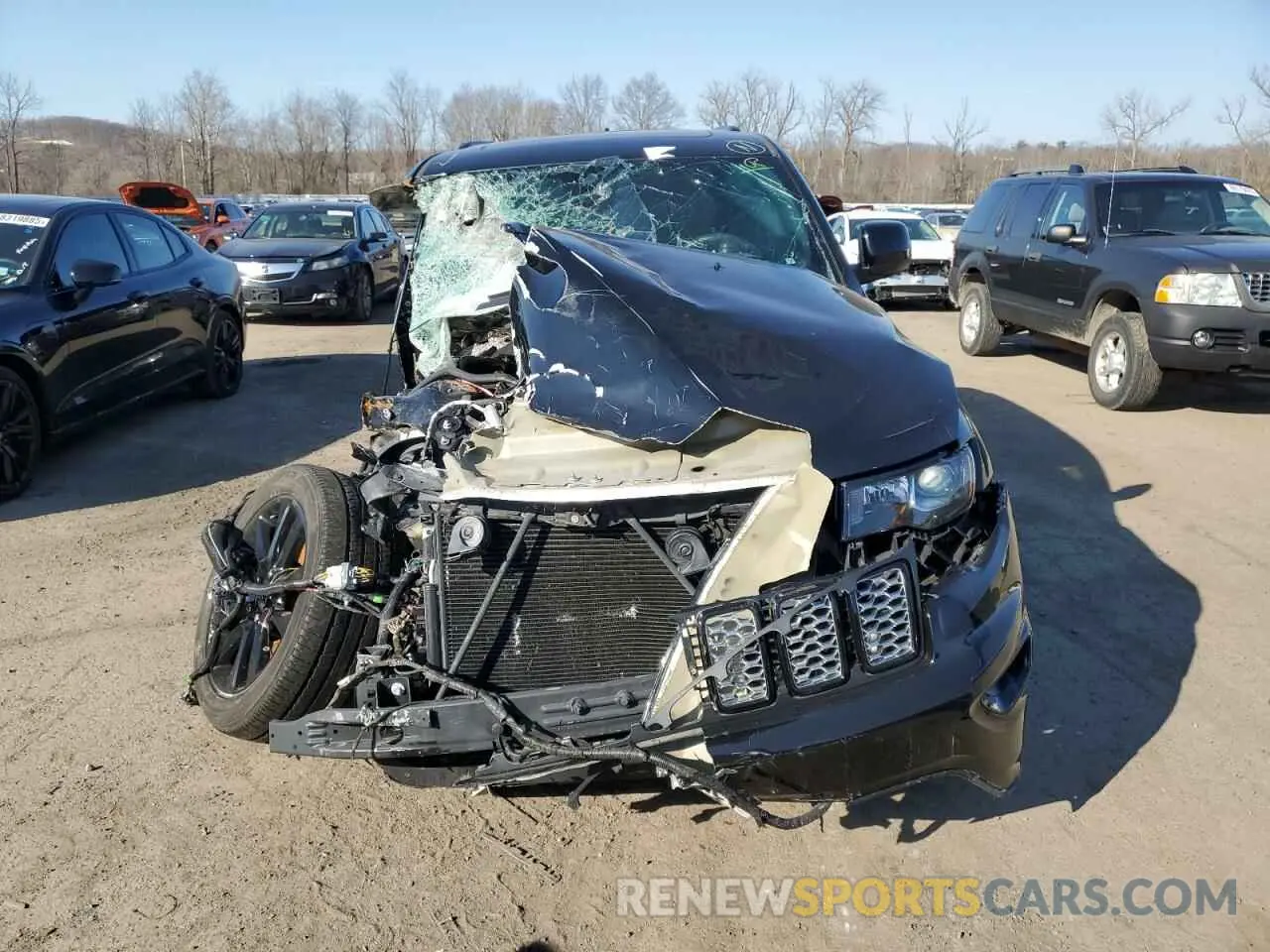 5 Photograph of a damaged car 1C4RJFAG3NC115216 JEEP GRAND CHER 2022