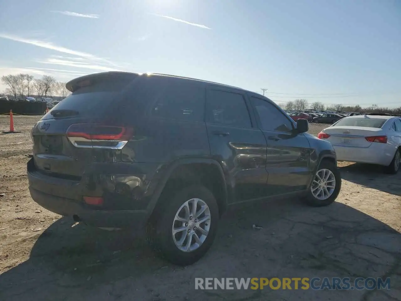 3 Photograph of a damaged car 1C4RJFAG4NC176073 JEEP GRAND CHER 2022