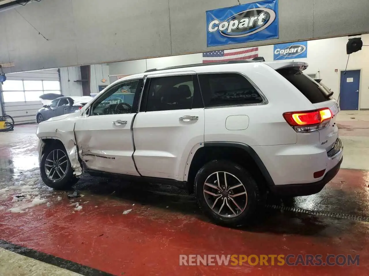 2 Photograph of a damaged car 1C4RJFBG5NC165534 JEEP GRAND CHER 2022