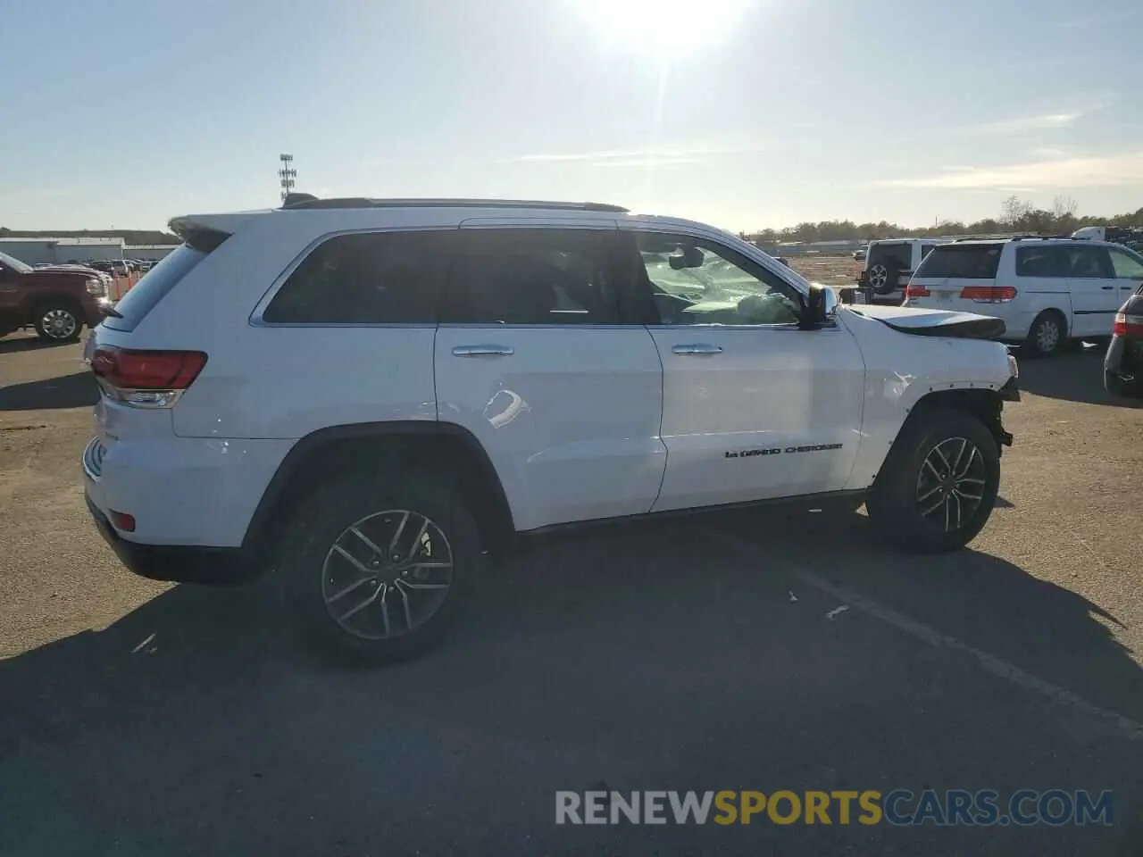 3 Photograph of a damaged car 1C4RJFBGXNC165447 JEEP GRAND CHER 2022