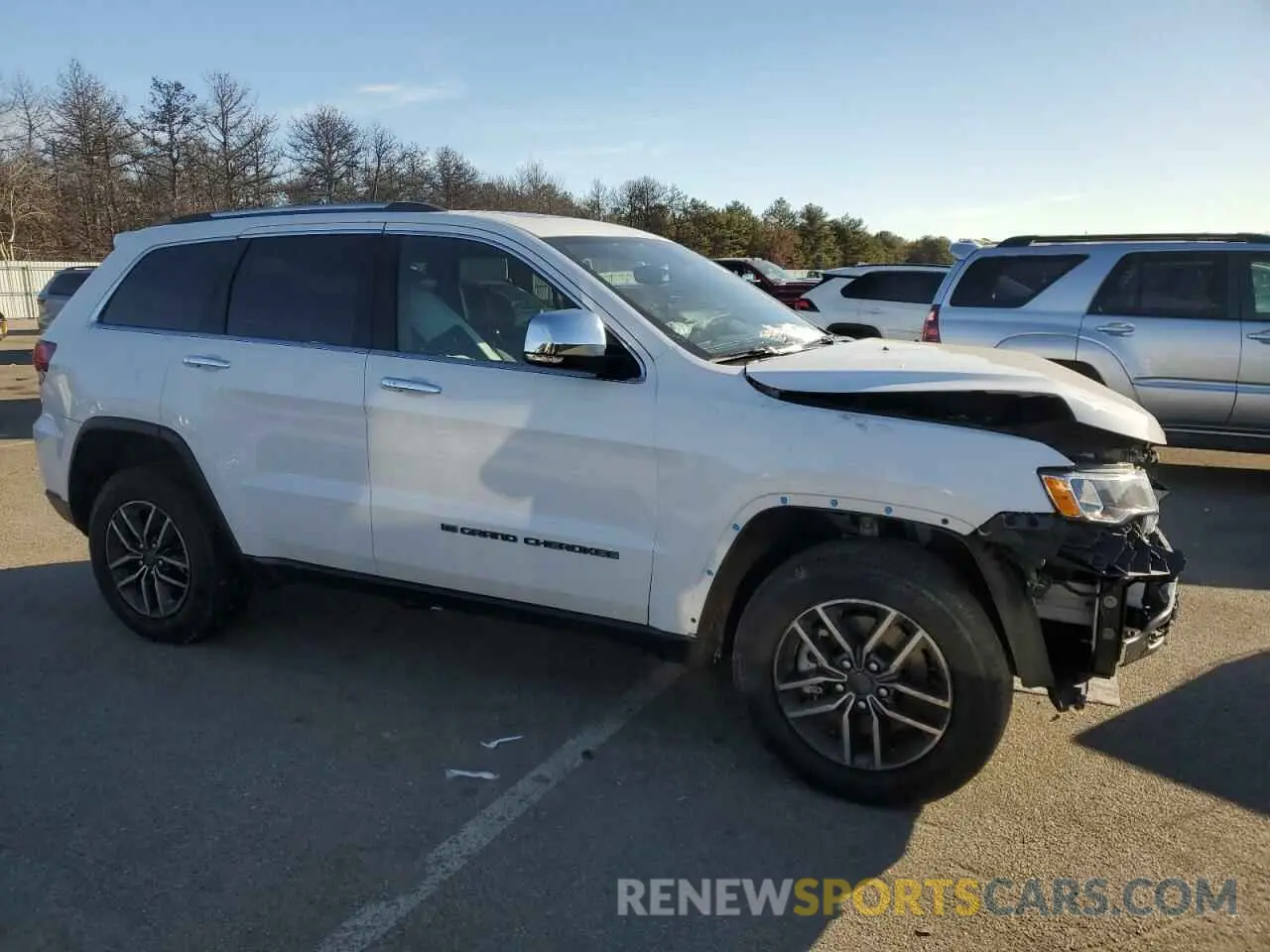 4 Photograph of a damaged car 1C4RJFBGXNC165447 JEEP GRAND CHER 2022