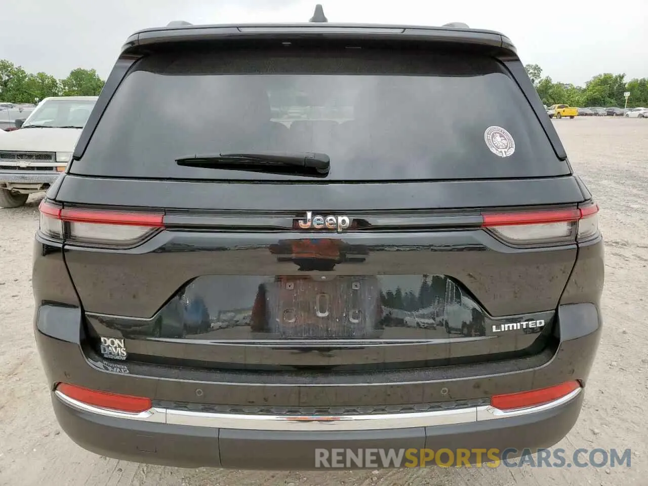 6 Photograph of a damaged car 1C4RJGBG2N8631137 JEEP GRAND CHER 2022