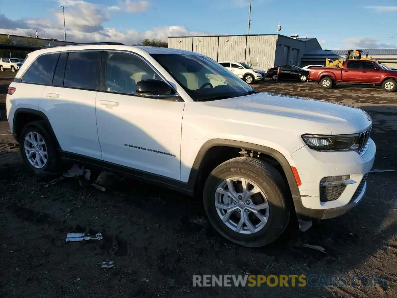 4 Photograph of a damaged car 1C4RJGBGXN8630902 JEEP GRAND CHER 2022