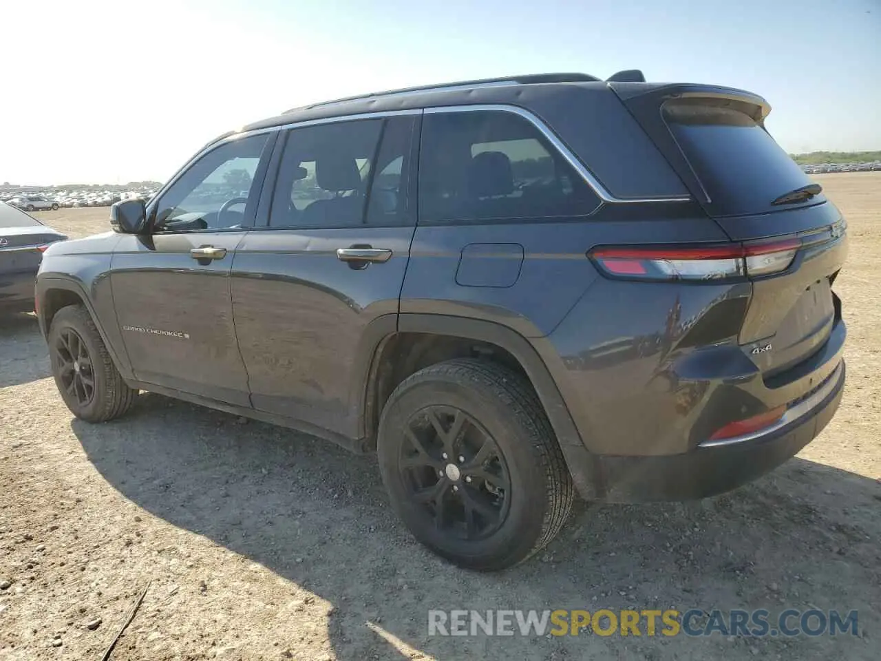 2 Photograph of a damaged car 1C4RJHBG6N8504221 JEEP GRAND CHER 2022