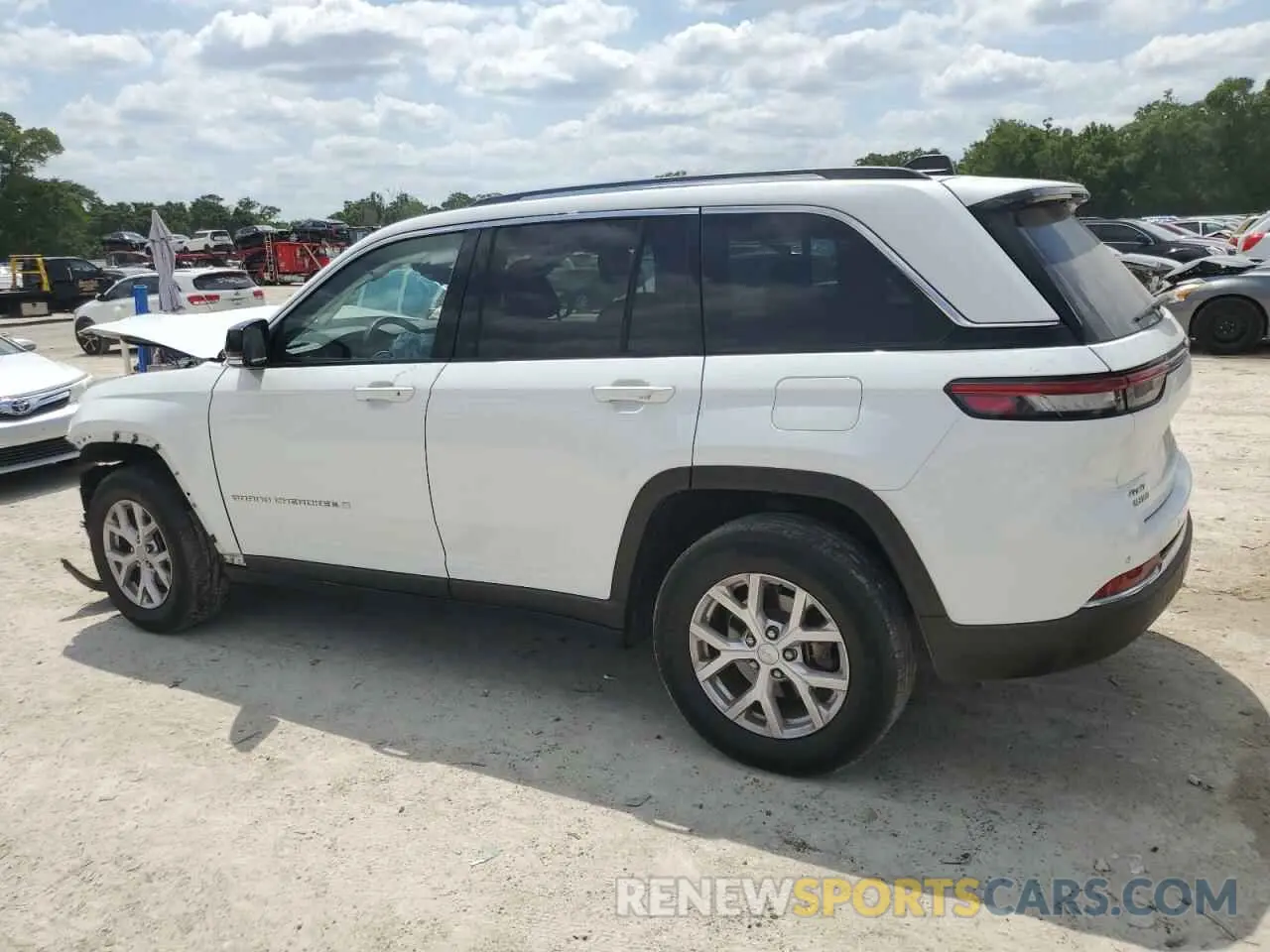 2 Photograph of a damaged car 1C4RJHBGXN8538145 JEEP GRAND CHER 2022