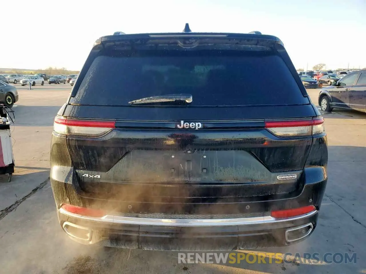 6 Photograph of a damaged car 1C4RJHDG7N8616085 JEEP GRAND CHER 2022