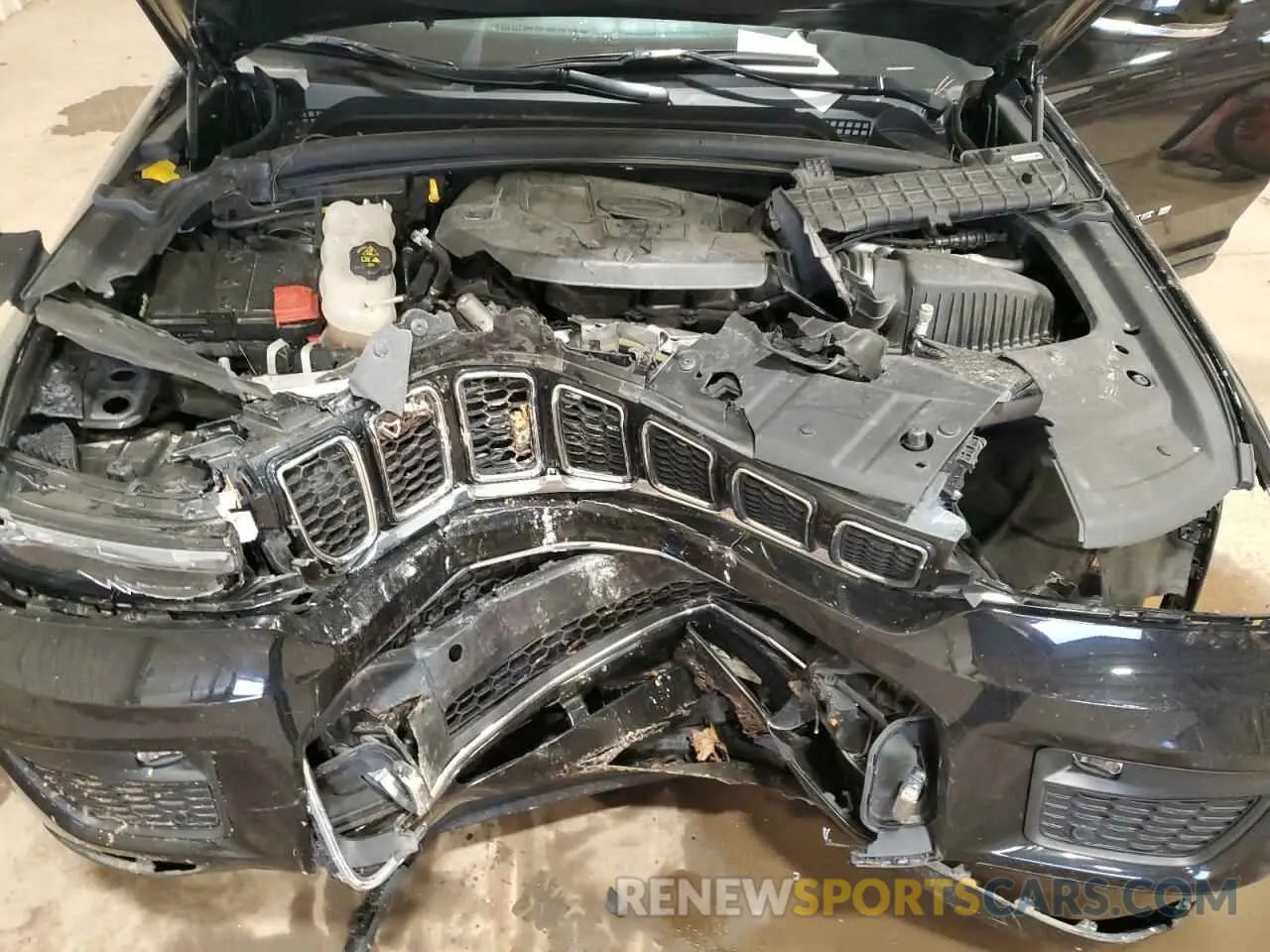 12 Photograph of a damaged car 1C4RJHDG8N8588345 JEEP GRAND CHER 2022