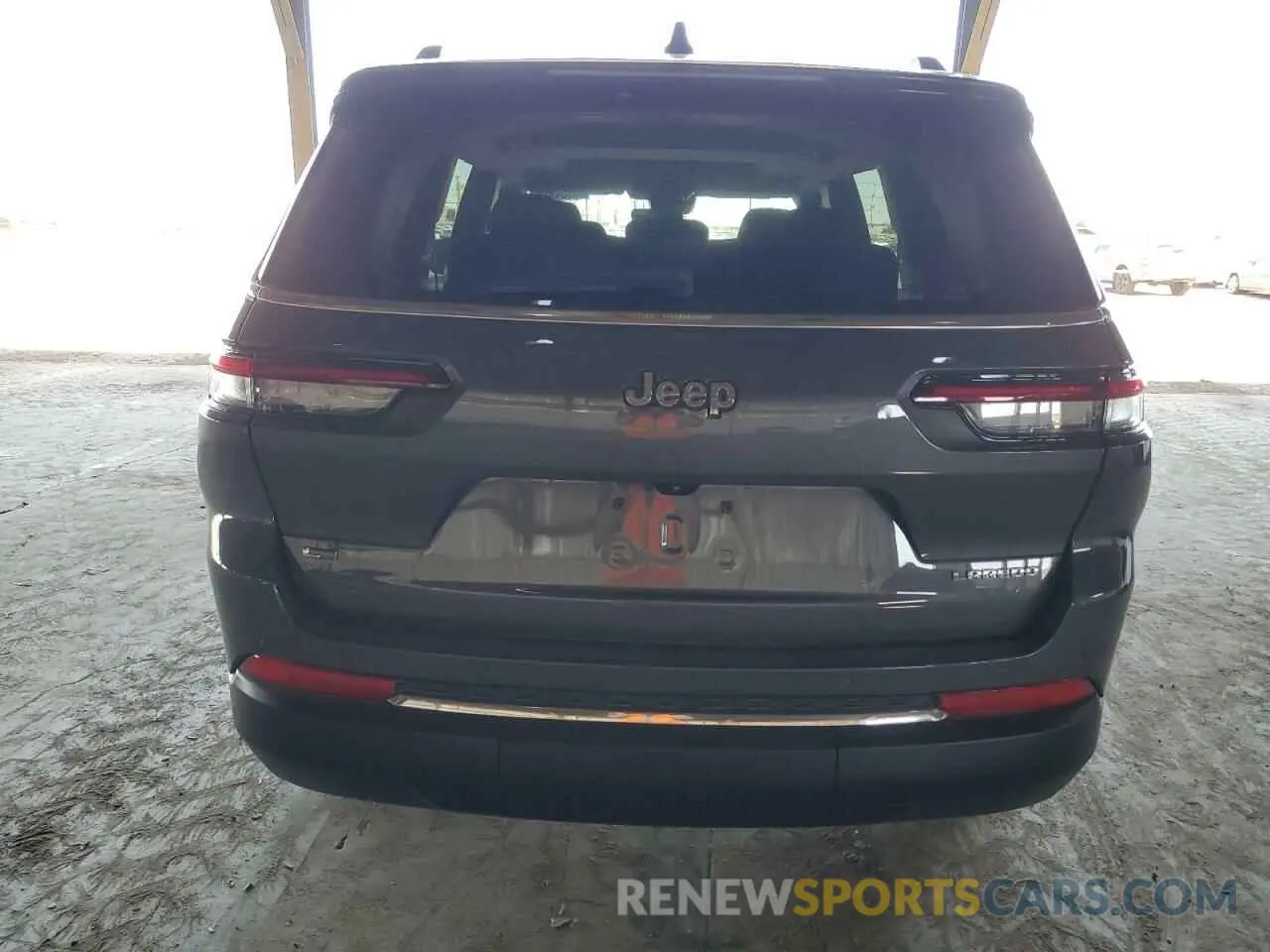 6 Photograph of a damaged car 1C4RJJAG3N8552848 JEEP GRAND CHER 2022