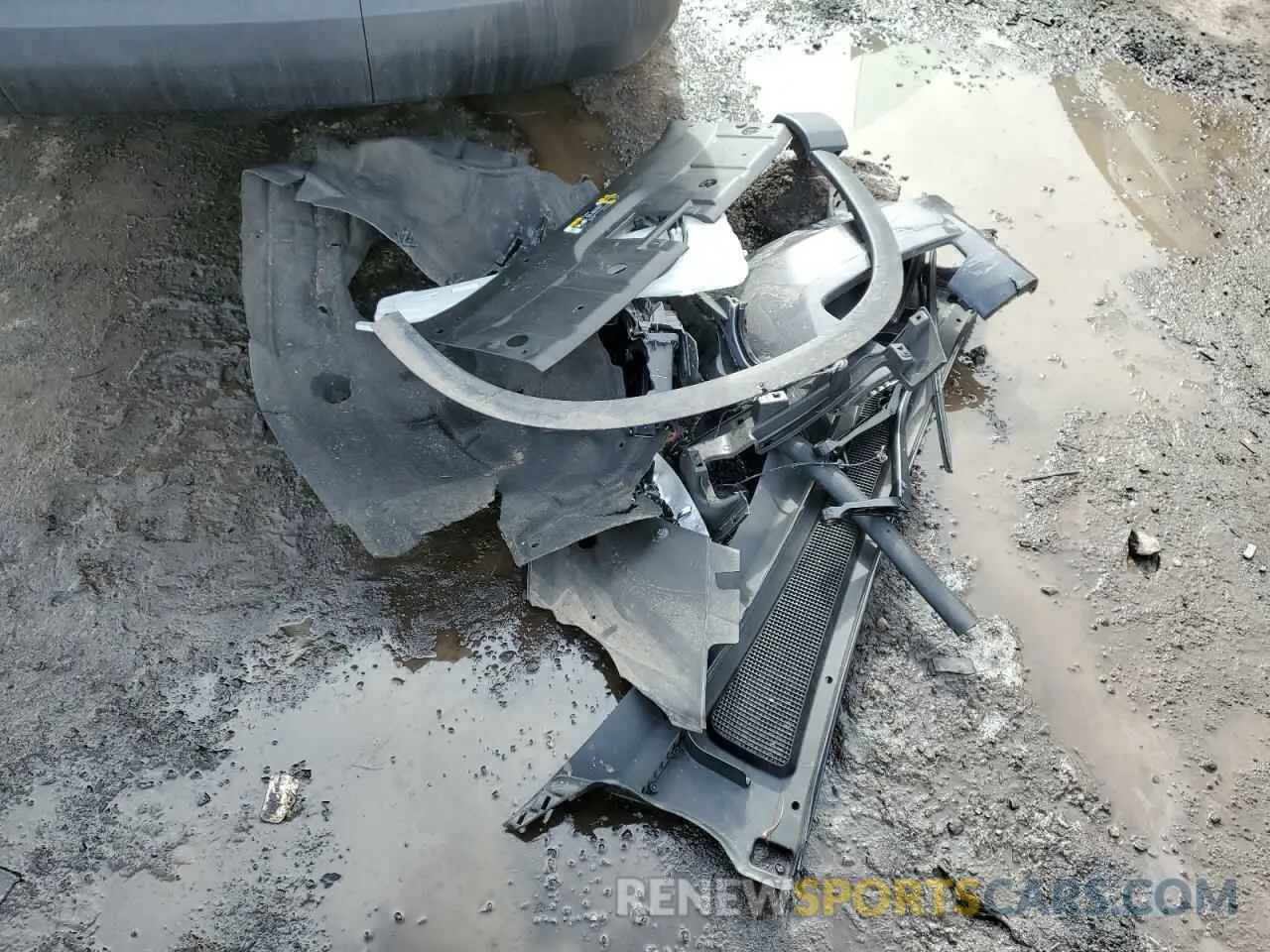 13 Photograph of a damaged car 1C4RJJBG7N8608577 JEEP GRAND CHER 2022