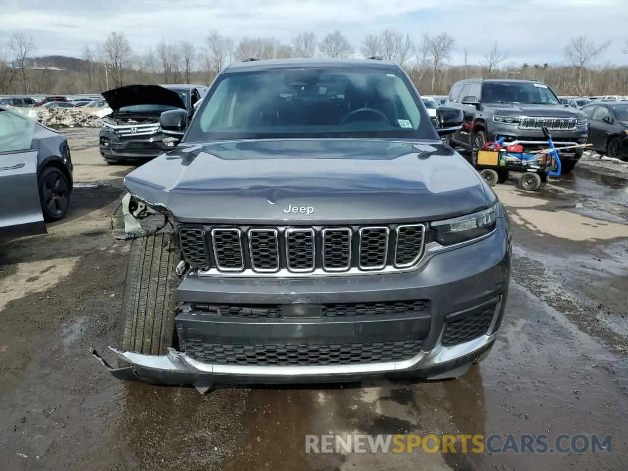 5 Photograph of a damaged car 1C4RJJBG7N8608577 JEEP GRAND CHER 2022