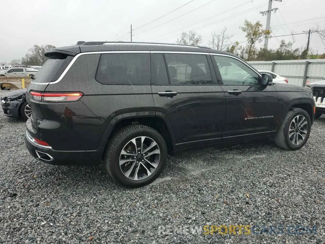 3 Photograph of a damaged car 1C4RJJDG7N8516916 JEEP GRAND CHER 2022
