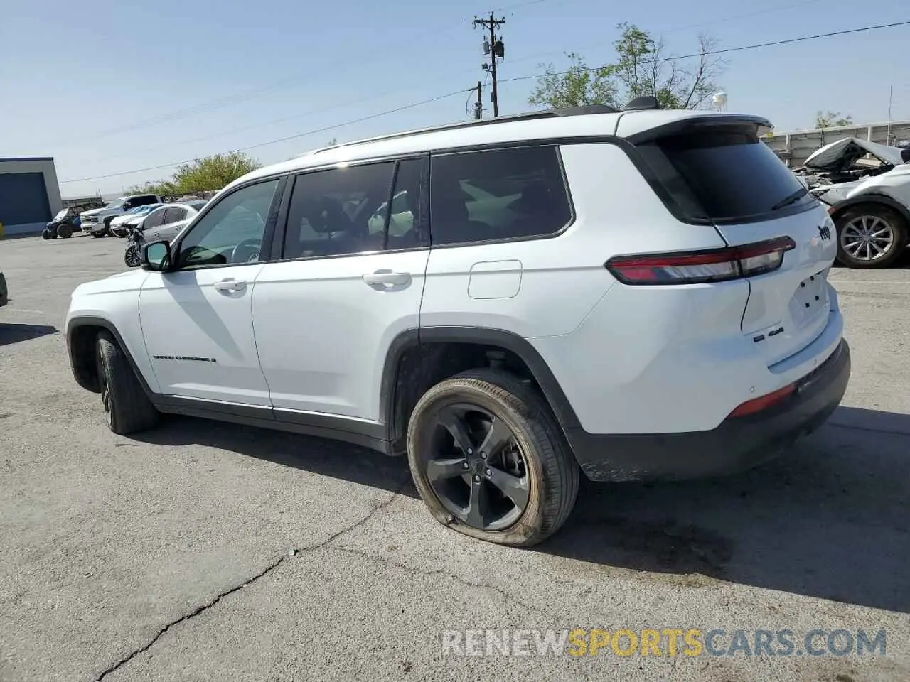 2 Photograph of a damaged car 1C4RJKAG2N8517952 JEEP GRAND CHER 2022