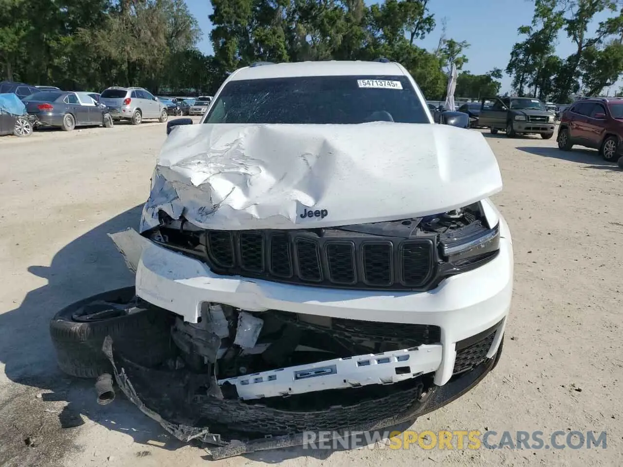 5 Photograph of a damaged car 1C4RJKAGXN8543330 JEEP GRAND CHER 2022