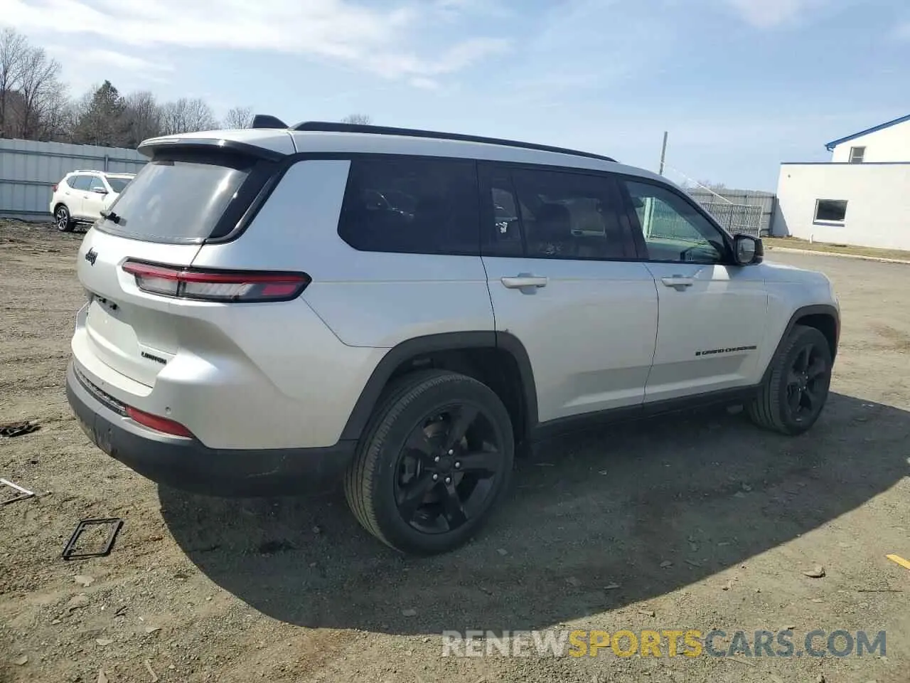 3 Photograph of a damaged car 1C4RJKBG1N8597310 JEEP GRAND CHER 2022