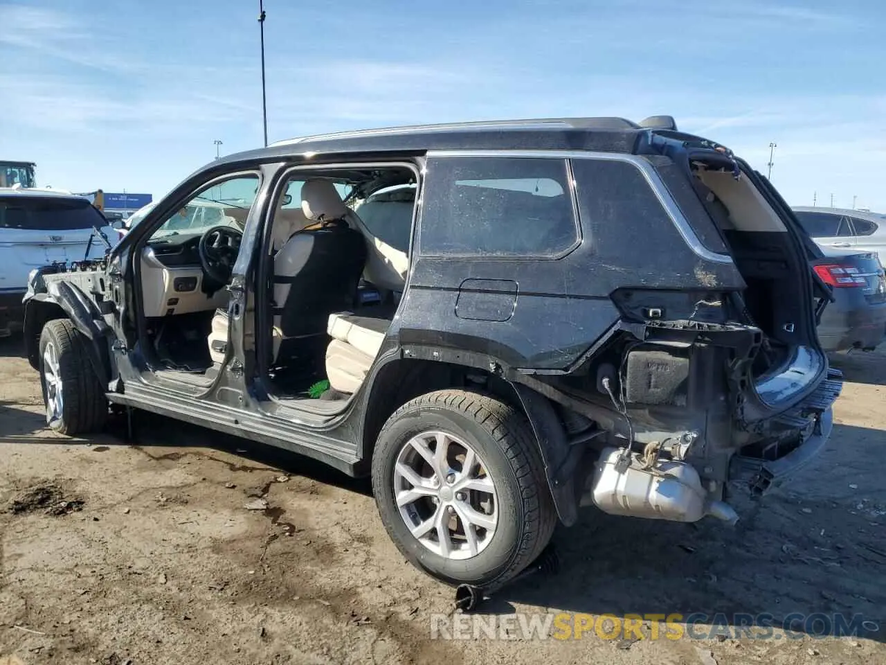 2 Photograph of a damaged car 1C4RJKBG5N8515336 JEEP GRAND CHER 2022