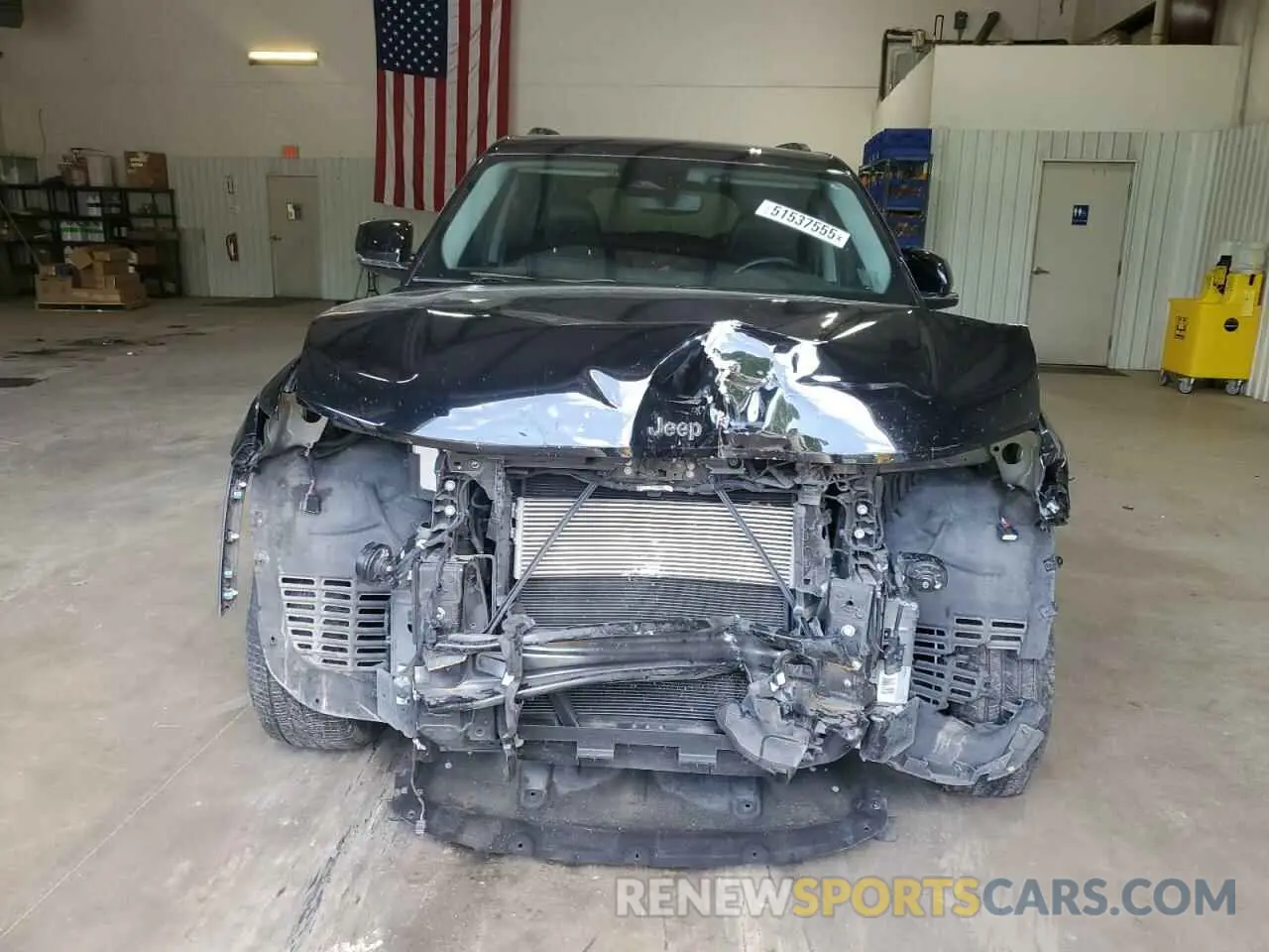 5 Photograph of a damaged car 1C4RJKBG6N8621603 JEEP GRAND CHER 2022