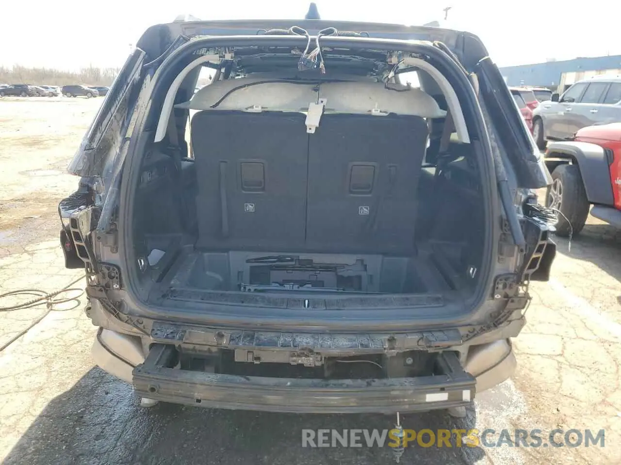6 Photograph of a damaged car 1C4RJKBG7N8547298 JEEP GRAND CHER 2022
