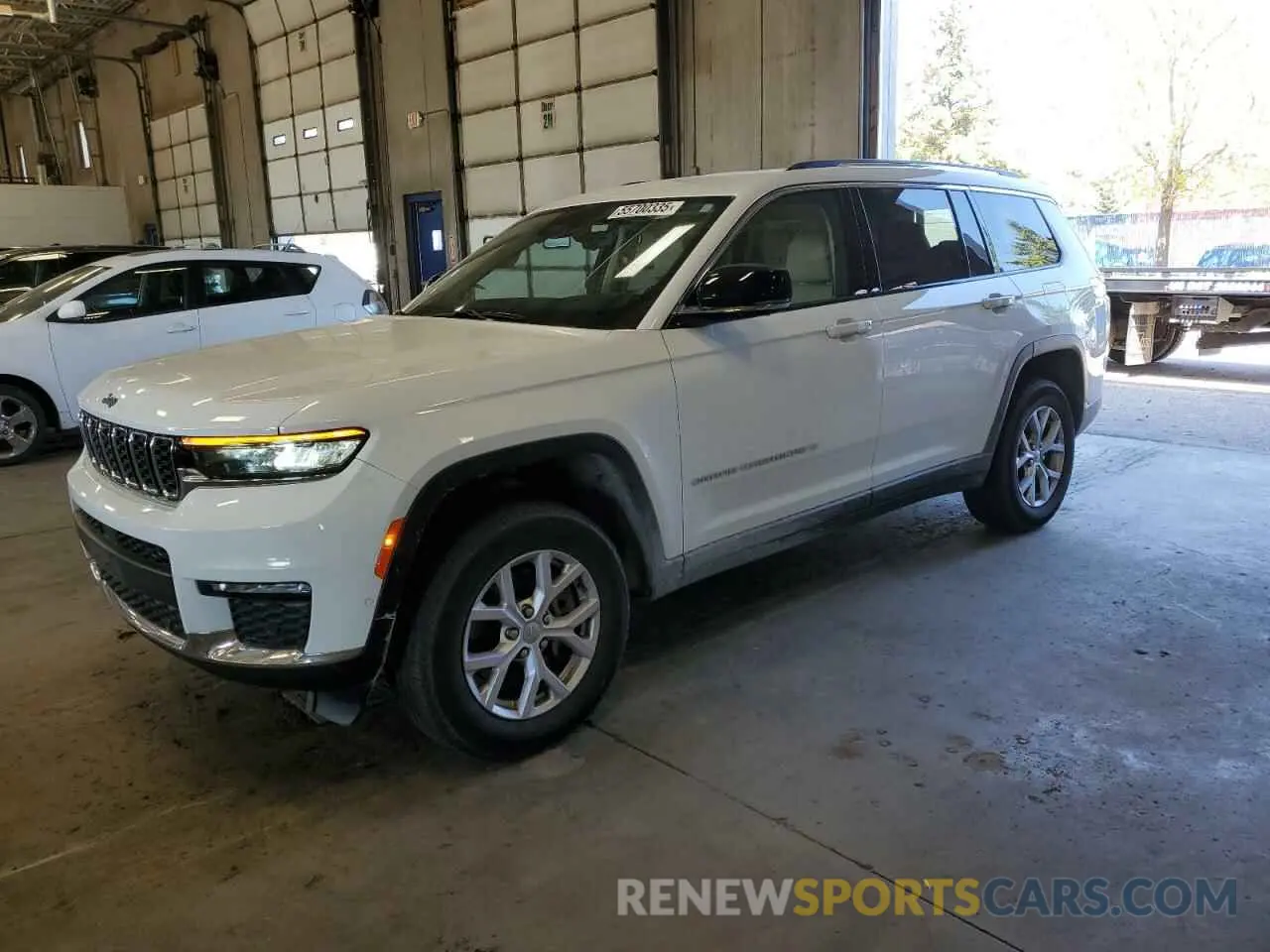 1 Photograph of a damaged car 1C4RJKBGXN8549689 JEEP GRAND CHER 2022