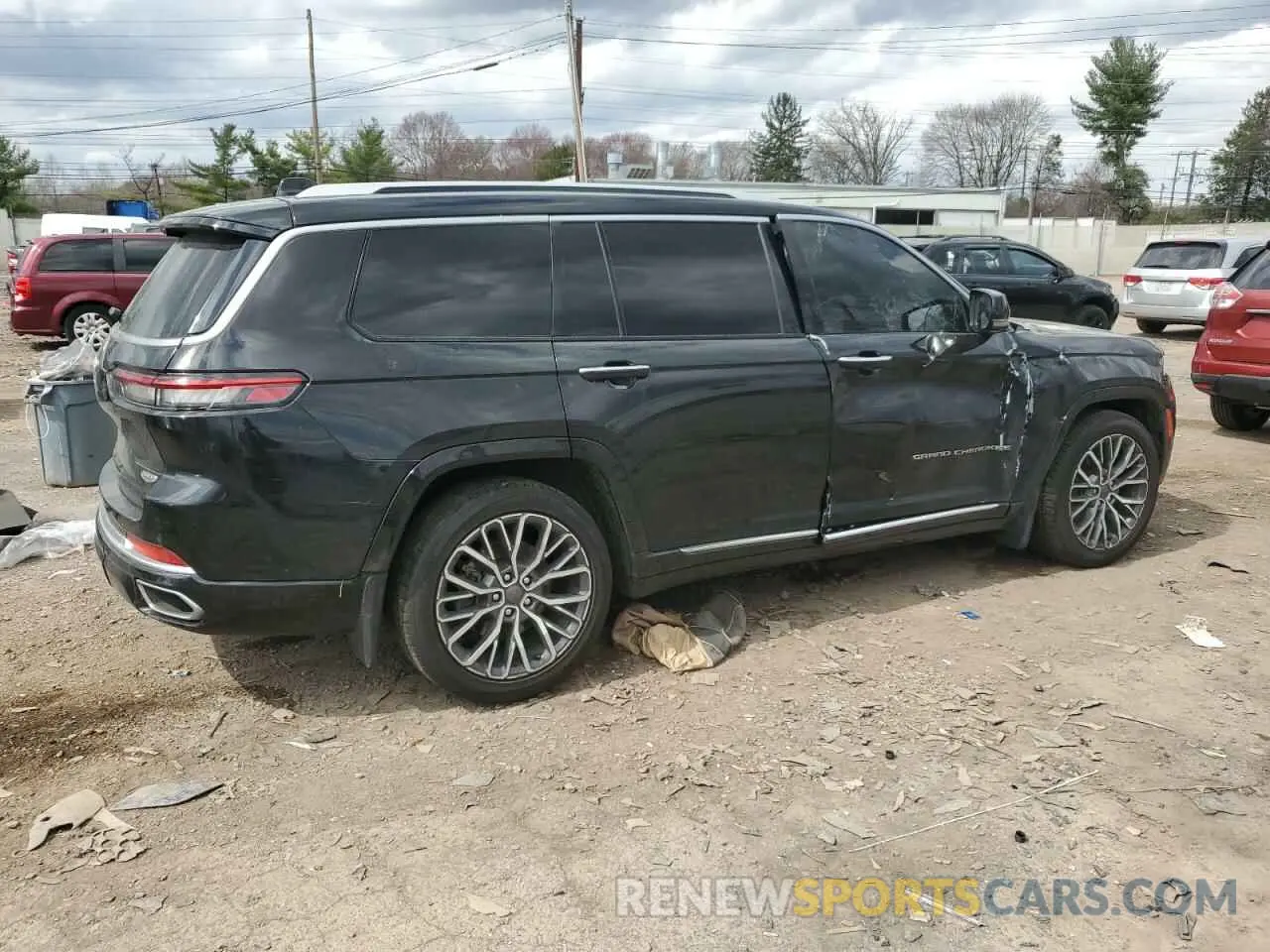 3 Photograph of a damaged car 1C4RJKET1N8585411 JEEP GRAND CHER 2022