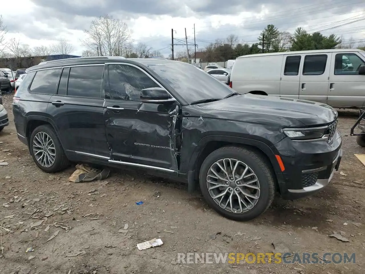 4 Photograph of a damaged car 1C4RJKET1N8585411 JEEP GRAND CHER 2022