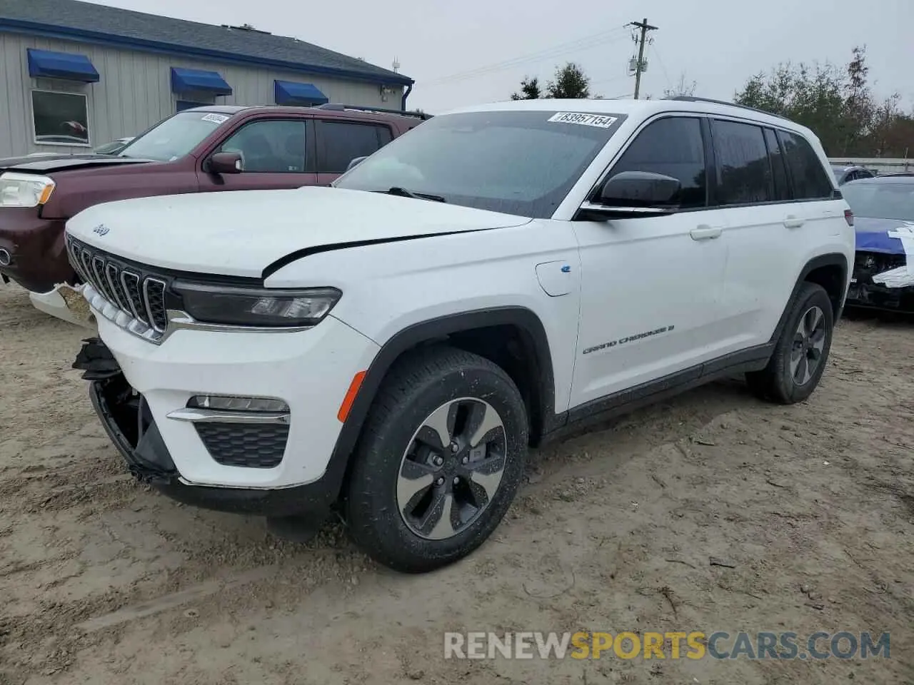 1 Photograph of a damaged car 1C4RJYB69N8748985 JEEP GRAND CHER 2022