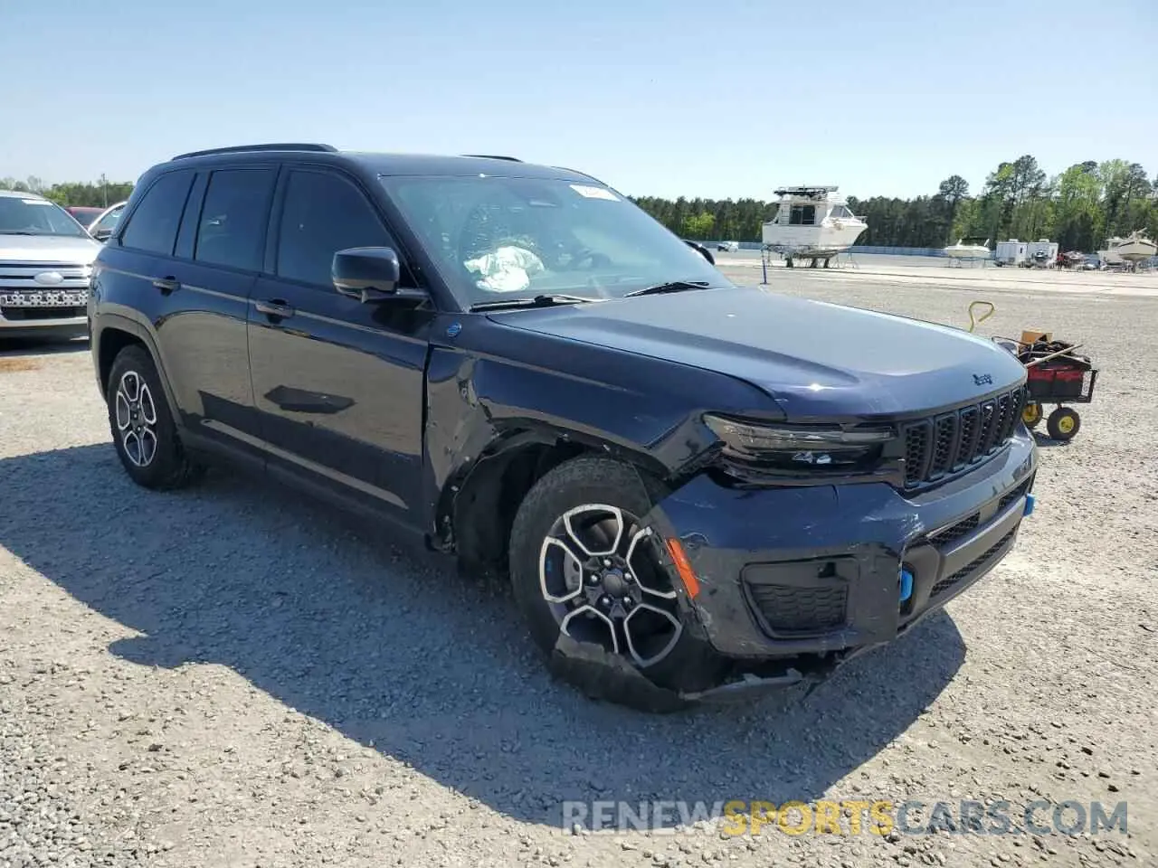 4 Photograph of a damaged car 1C4RJYC66N8735786 JEEP GRAND CHER 2022