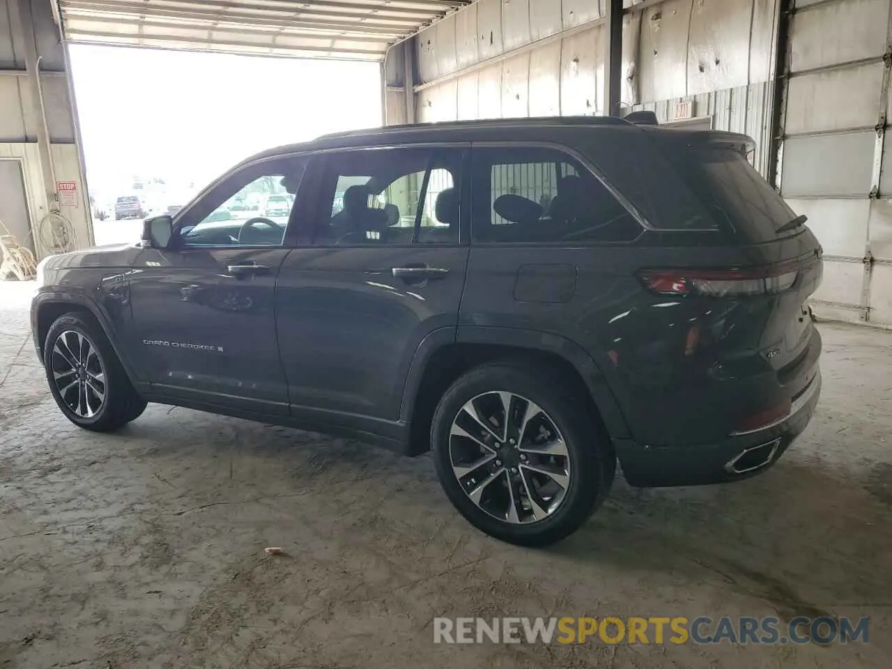 2 Photograph of a damaged car 1C4RJYD63N8764662 JEEP GRAND CHER 2022